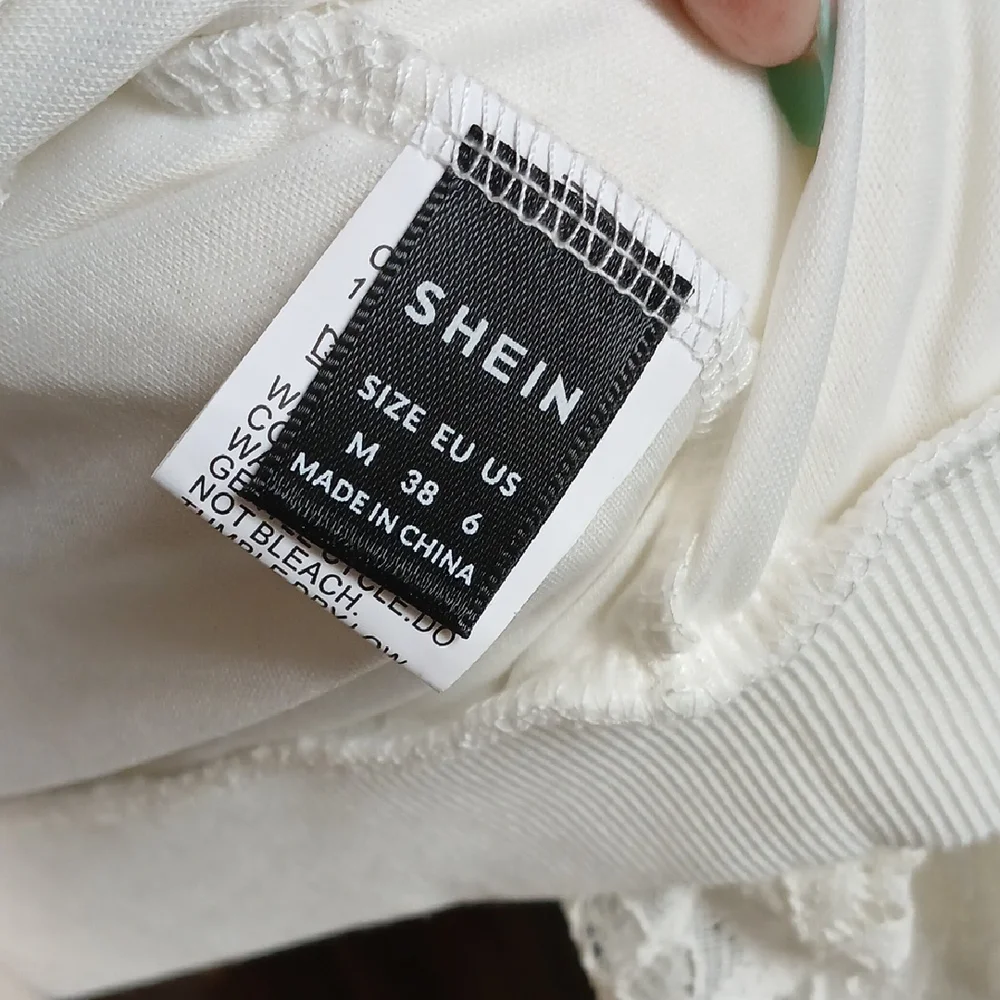 SHEIN White Long Sleeve Bib Collar Crop Blouse - Picture 5 of 8